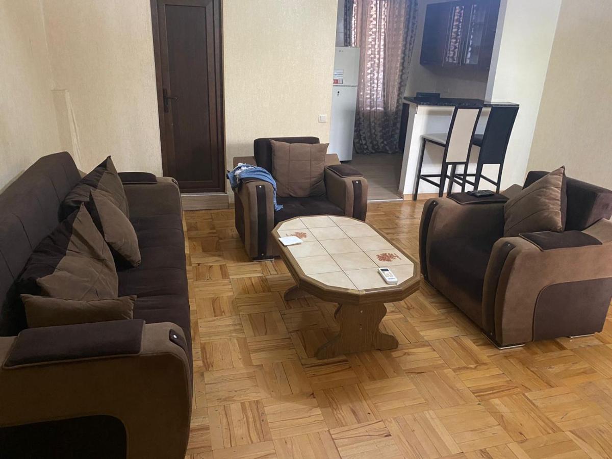 Kiev Hostel Tbilisi Exterior photo